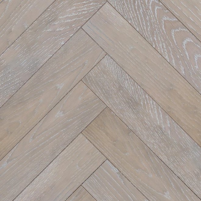 Паркет ёлка Gran Parte Венгерская ёлка 019 Аргенто Аргенто 15х150х600 - фото 1