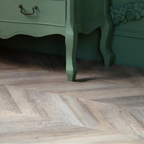 Кварц виниловый ламинат Vinilam Parquet Chevron RI153616CL4 Шеврон Шампань